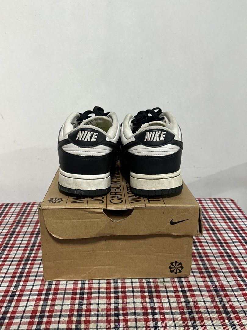 Nike Dunk Panda Move to Zero (Category: Sneakers) located in Pasay City. Submitted by lostcabinet (Listing ID 1433315982, Image 2). Description: Size 9 Womens/ 7.5 Men’s Authentic or money back RFS: Declutter Can have this cleaned before shipping 📍 Fairview Quezon City.