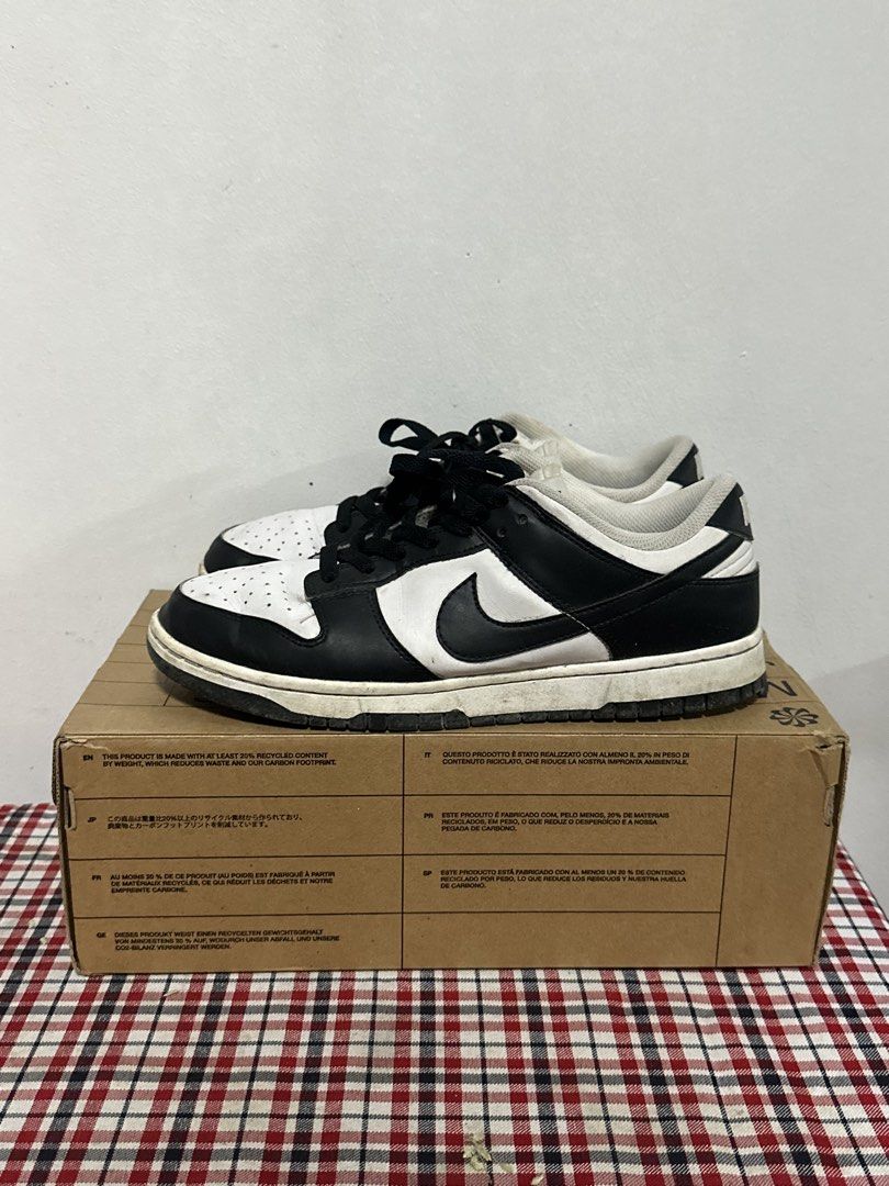 Nike Dunk Panda Move to Zero (Category: Sneakers) located in Pasay City. Submitted by lostcabinet (Listing ID 1433315982, Image 3). Description: Size 9 Womens/ 7.5 Men’s Authentic or money back RFS: Declutter Can have this cleaned before shipping 📍 Fairview Quezon City.