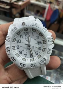 (Category: ) located in . Submitted by skmvintagewatches77 (Listing ID 1433383380, Image 1). Description: .