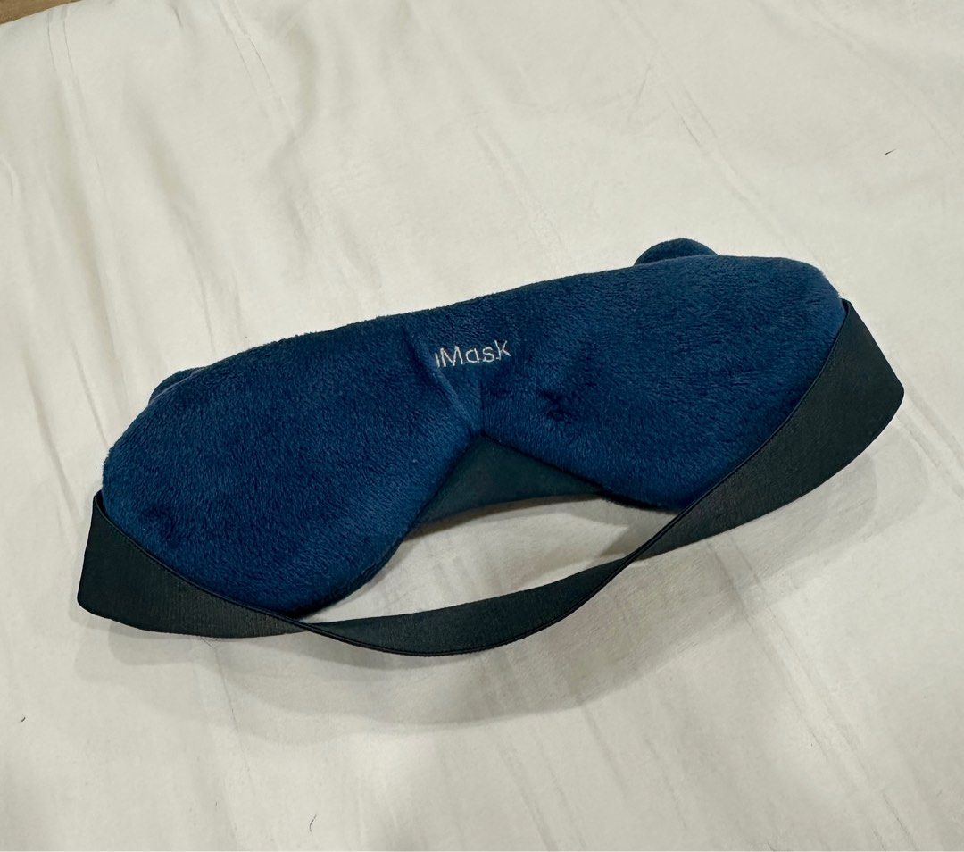 Osim mask eye massager gentle vibration (Category: Vision Care) located in Gelugor. Submitted by jess83 (Listing ID 1433357999, Image 2). Description: Used only few times, condition 9.5/10 Battery included, condition tip top Cod at Bukit mertajam, Penang or postage .