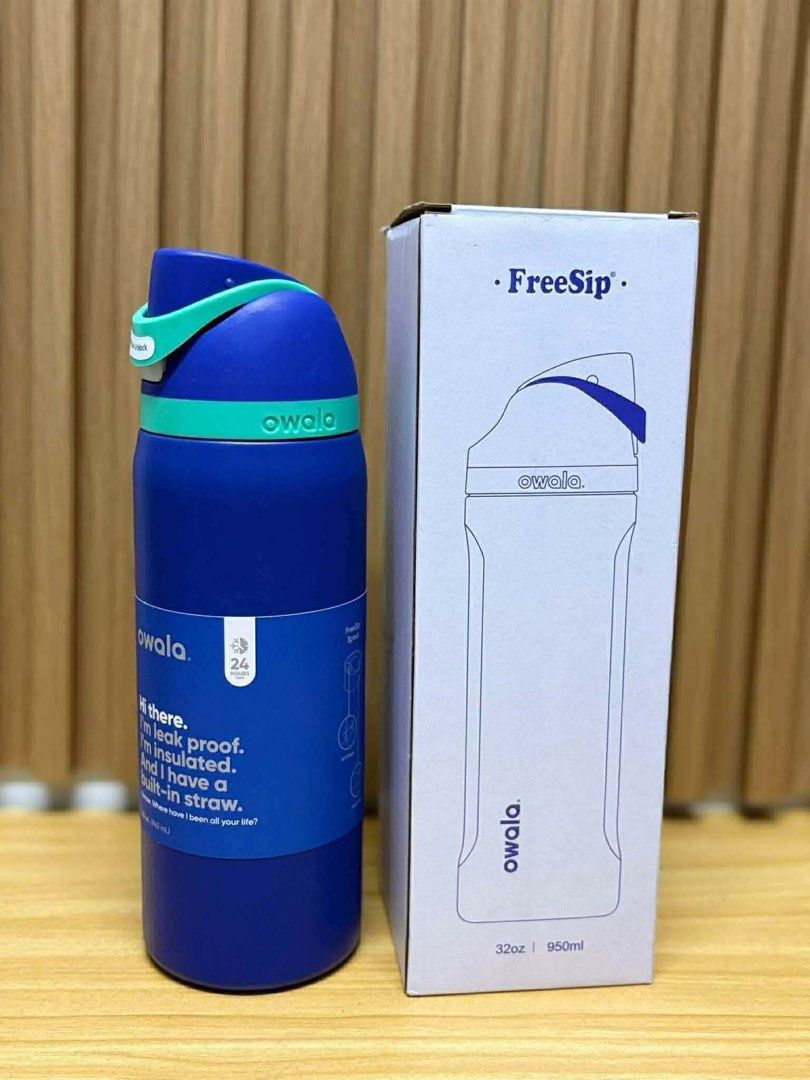 Owala FreeSip Insulated Water Bottle 32oz (Category: Water Bottles & Tumblers) located in Manila. Submitted by ktcart_ (Listing ID 1433361591, Image 3). Description: - Owala FreeSip insulated water bottle - 32oz (945ml) capacity - Features a built-in straw - Leak-proof design - Available colors: Black, pink, blue, green, purple, and more - Comes with original packaging - Perfect for hydration on the go - With box.