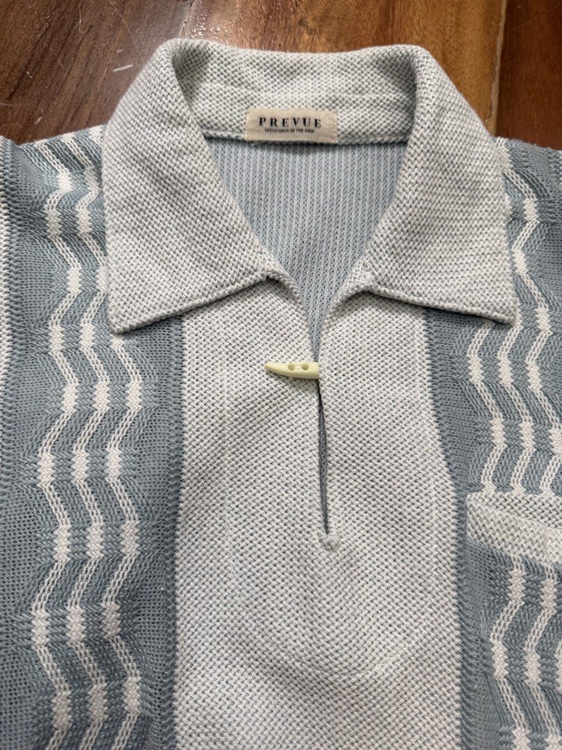 PREVUE Polo Shirt (Category: Tshirts & Polo Shirts ) located in Santa Rosa. Submitted by aaroncabanting (Listing ID 1433284327, Image 3). Description: Vintage knit polo shirt Width: 21 inches Length: 27.5 inches Condition: 9/10 1,000 php.