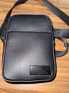 (Category: ) located in . Submitted by blurryspecs (Listing ID 1433332148, Image 1). Description: .