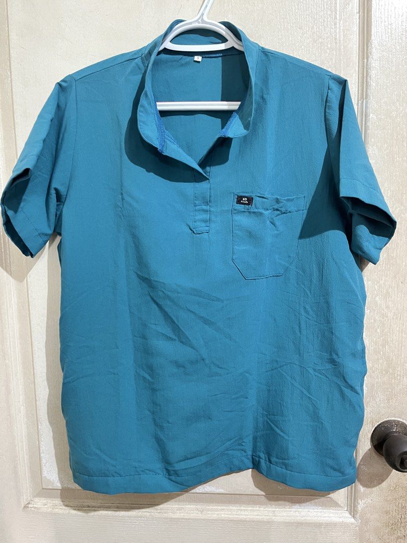 SD Easy Wear Scrubs Set - Teal (Category: Sets or Coordinates) located in Manila. Submitted by wildwater.980358 (Listing ID 1433324115, Image 1). Description: - SD Easy Wear Scrubs teal scrub set - Top: Size S - Mandarin collar - Small pocket - Pants: - Drawstring waist with neon yellow drawstrings - Multiple pockets - Ribbed waistband and cuffs.
