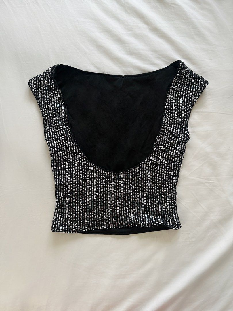 Y2K Sequin Black Backless Top & ROMWE Mini Denim Skirt (Category: Sets or Coordinates) located in Taguig. Submitted by zashascloset_ (Listing ID 1433310341, Image 3). Description: SEQUIN BACKLESS TOP (SHEIN) AND MINI DENIM SKIRT (ROMWE) SET Never been worn, No Damages MOP: GCASH/BPI .
