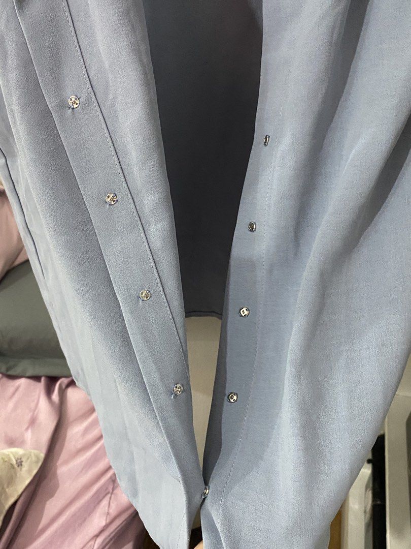 Sleeveless office pastel blue top (Category: Sleeveless) located in Quezon City. Submitted by jelly_fres (Listing ID 1433275341, Image 3). Description: Can fit up to medium.