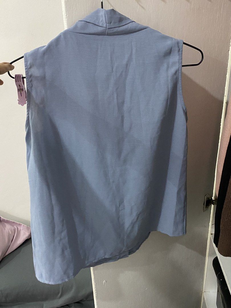 Sleeveless office pastel blue top (Category: Sleeveless) located in Quezon City. Submitted by jelly_fres (Listing ID 1433275341, Image 2). Description: Can fit up to medium.