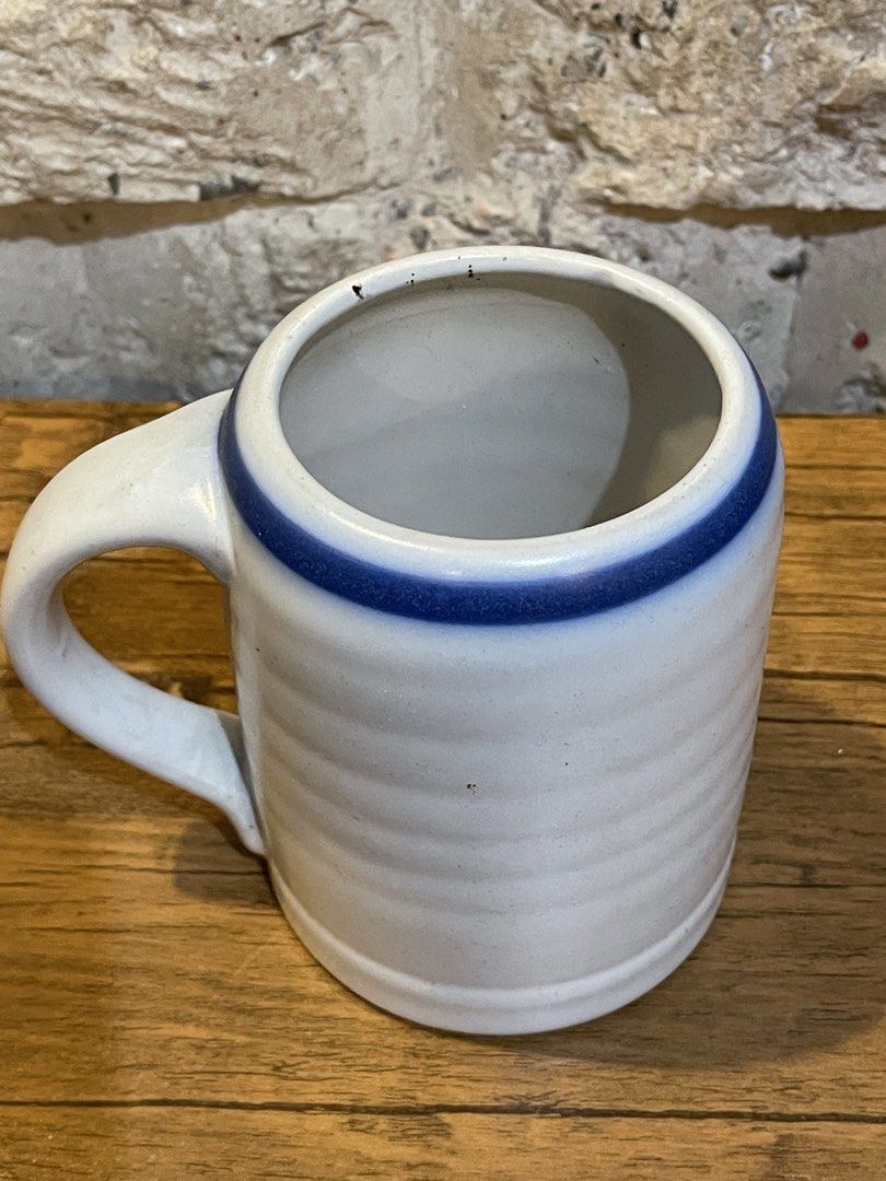 Stoneware Big coffee mug (Category: Coffee & Tea Tableware) located in San Fernando. Submitted by japansurpluselyu (Listing ID 1433385880, Image 2). Description: .