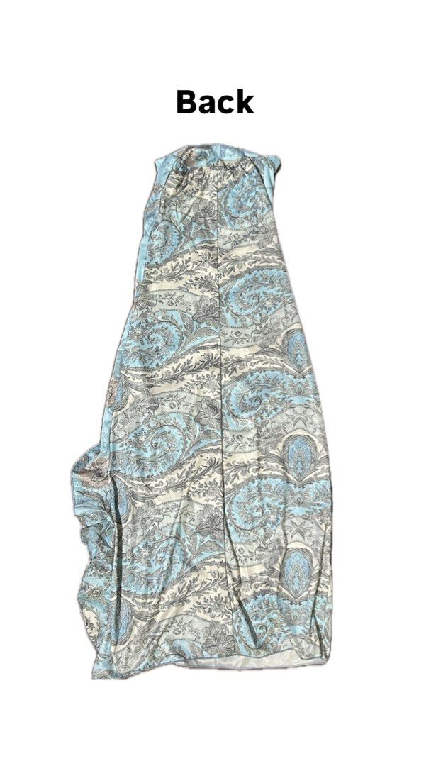 Strapless Printed Dress (Category: Dresses) located in Subic. Submitted by cha_declutters (Listing ID 1433395501, Image 2). Description: - selling this dress because it doesn’t fit me - only used when I was trying to fit it - Bought it sa orange app for ₱425 RFS: - too small - declutter!!.