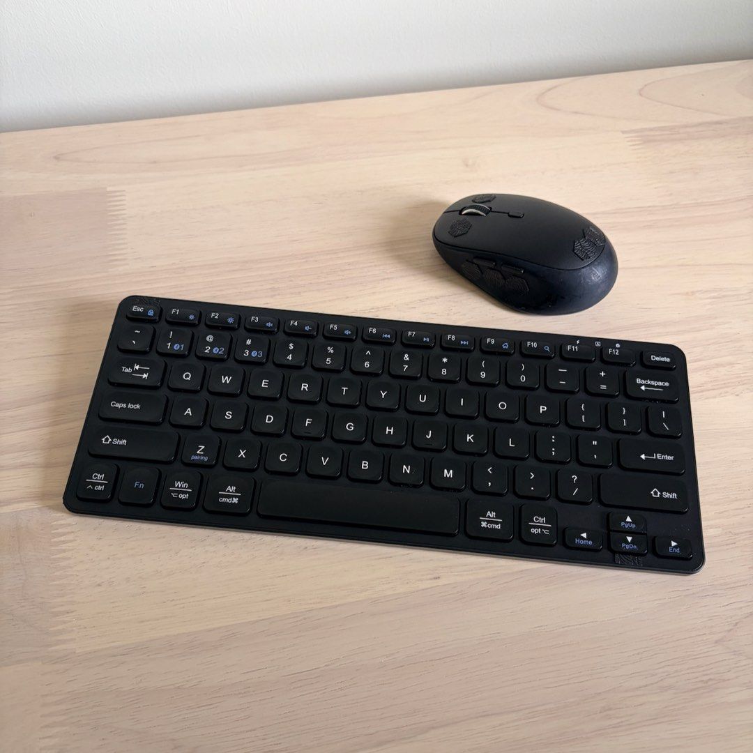 Targus Wireless Keyboard and Mouse Combo445420775576053760
