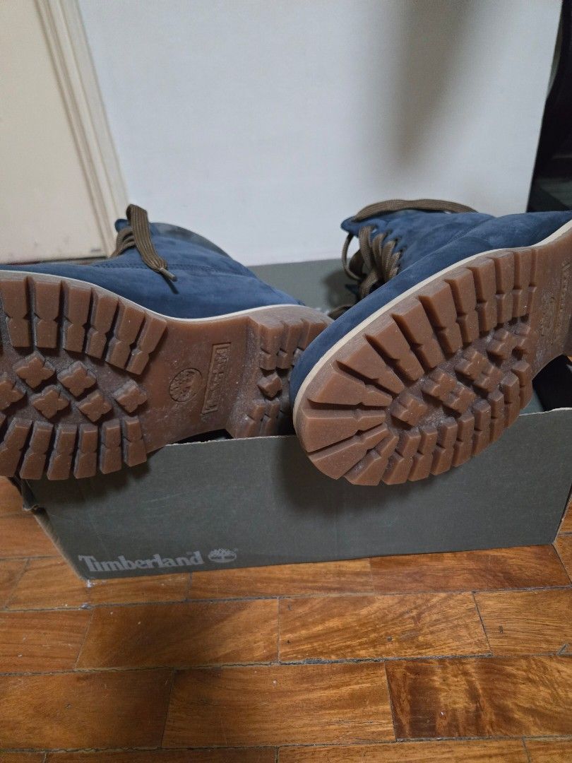 Timberland Mens 6 inch Premium Boot Outerspace (Category: Boots) located in Mandaluyong City. Submitted by darkc7oud (Listing ID 1433353224, Image 2). Description: Timberland Mens 6 inch Premium Boot Outerspace Condition: lightly used; mostly for aesthetics Price: 4,100.
