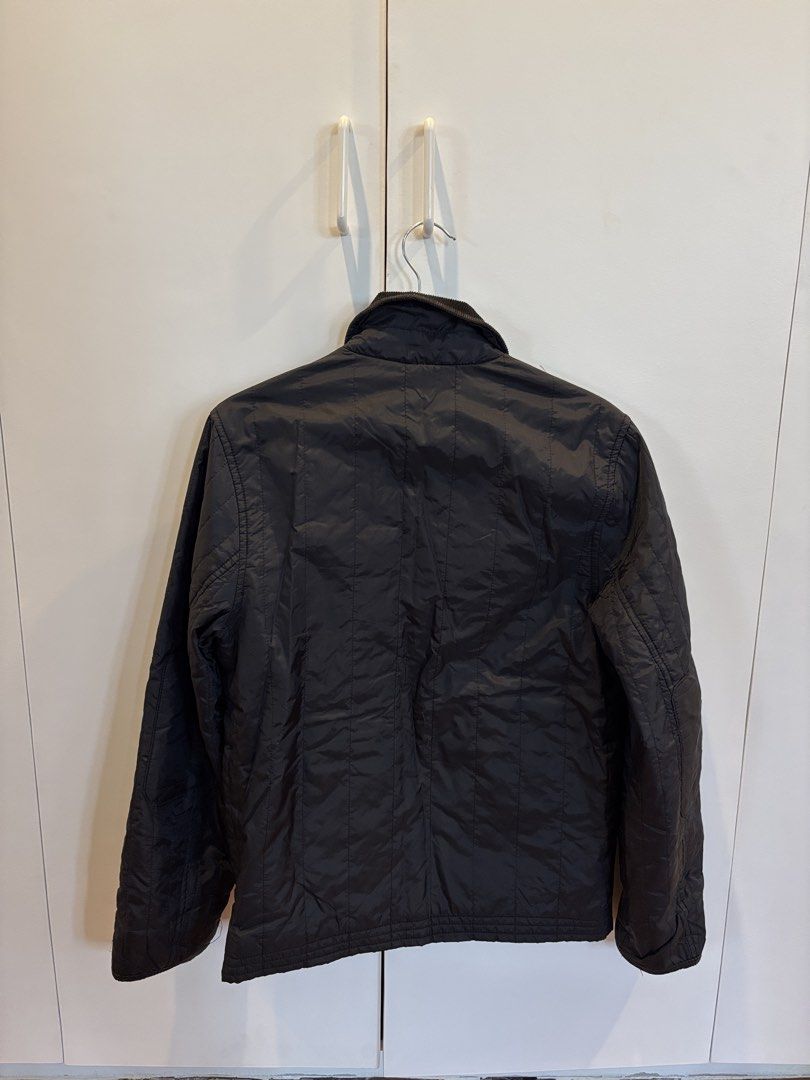 Topman Quilted Jacket Black (Category: Coats, Jackets and Outerwear) located in Paranaque City. Submitted by domisclosett (Listing ID 1433300907, Image 3). Description: loc: parañaque/muntinlupa, (pm in advance, can send from qc) mop: gcash, bdo, maya mod: lalamove or j&t pick up, sf c/o buyer .