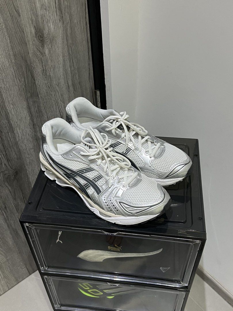 (us11.5/uk10.5) asics gel kayano 14 white graphite grey (Category: Sneakers) located in Singapore. Submitted by sm0rgasb0ard (Listing ID 1433296035, Image 1). Description: authentic light use helping dad clear no box can nego self collect.