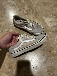 (Category: ) located in . Submitted by vans_19 (Listing ID 1433322123, Image 1). Description: .