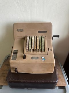(Category: ) located in . Submitted by VintageIpohGallery (Listing ID 1433297413, Image 1). Description: .