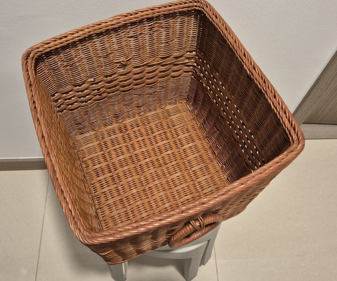 Wicker Storage Basket with Handle460105896082155521