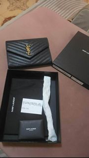 （分類：）位於 。 由 luxurypppp 提交（商品編號 1433362922，圖片 1）。簡介： 。