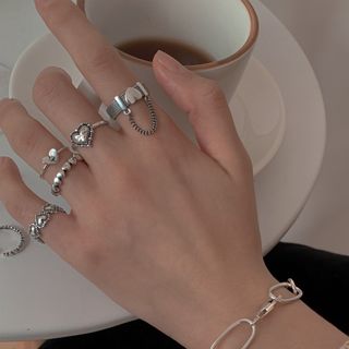 (Category: ) located in . Submitted by buysellcloset (Listing ID 1433568669, Image 1). Description: .