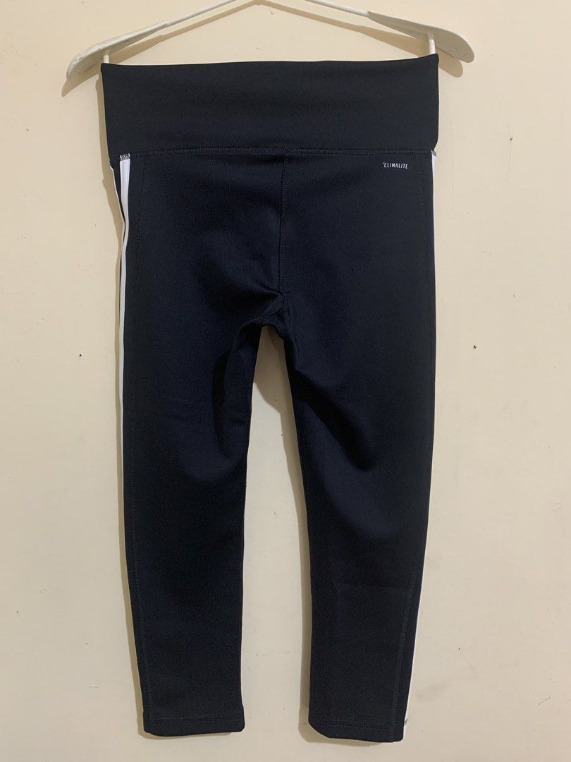 Adidas Climalite 3-Stripes Leggings (Category: Activewear) located in Manila. Submitted by coolstuffonlyyy (Listing ID 1433515077, Image 2). Description: - Adidas Climalite leggings - Black with white stripes - Adidas logo detail - Size S; length: 75cm - High waistband - One inner small pocket - Cropped length - Made in Indonesia ‼️ ɴᴏ ʀᴇᴛᴜʀɴ/ɴᴏ ᴇxᴄʜᴀɴɢᴇ ᴘᴏʟɪᴄʏ ‼️ ɴᴏ ᴄᴀɴᴄᴇʟʟᴀᴛɪᴏɴ ᴏꜰ ᴏʀᴅᴇʀꜱ.