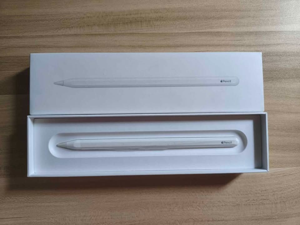 Apple Pencile 2nd Generation (Category: Other Mobile & Gadget Accessories) located in Pasig City. Submitted by hmlpmnl (Listing ID 1433470526, Image 3). Description: FOR SALE! FOR SALE! Apple Pencile 2nd Generation P 5,000 Item Condition/Specification * No dent or hidden issues * Good as Brand New | 4-5 times used * Apple Warranty * COD (LBC) * Meetup - SM Makati/Glorietta - SM MOA - SM Megamall - Ayala Feliz - SM Aura - Market-Market - SM Bicuta
