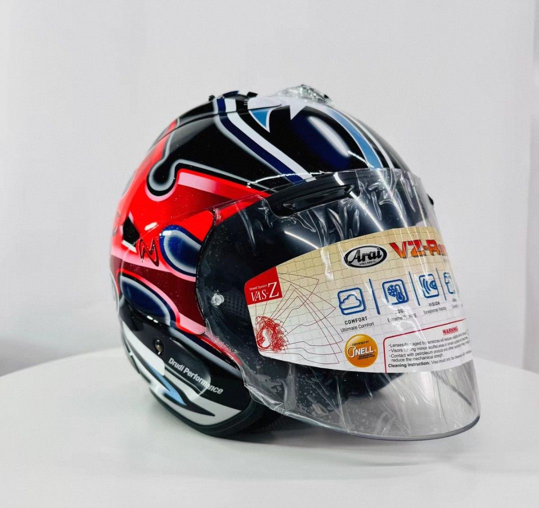 Arai VZ-Ram 07飞镖大眼！四分之三盔 (Category: Motorcycle Apparel) located in Singapore. Submitted by youngtiger_29697e (Listing ID 1433481126, Image 1). Description: L.