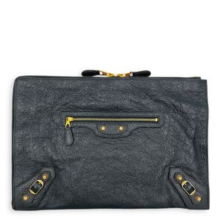 (Category: ) located in . Submitted by carousellluxury (Listing ID 1433499320, Image 1). Description: .