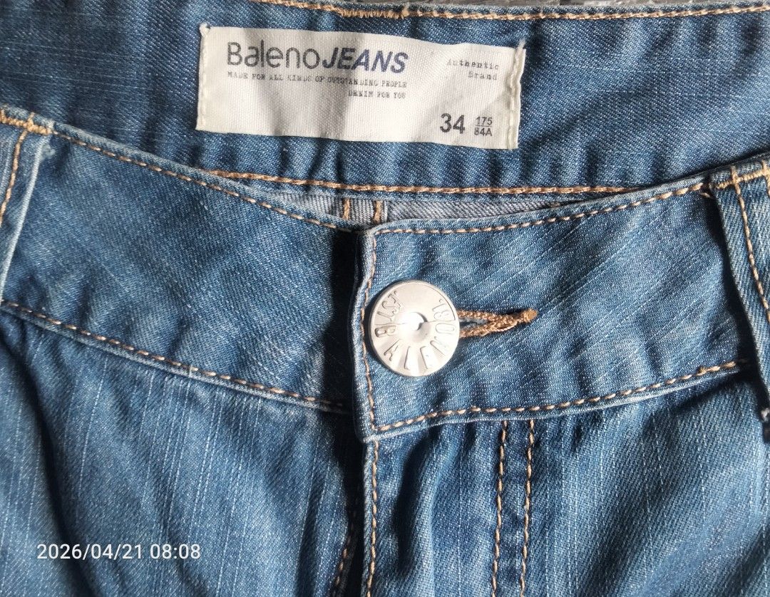 Baleno Jeans Denim Shorts - Size 34 (Category: Shorts) located in Manila. Submitted by mk_ukay (Listing ID 1433397526, Image 3). Description: baleno jeans jorts size34 on tag.