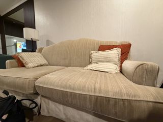 (Category: ) located in . Submitted by sofeahanaa12539 (Listing ID 1433510693, Image 1). Description: .