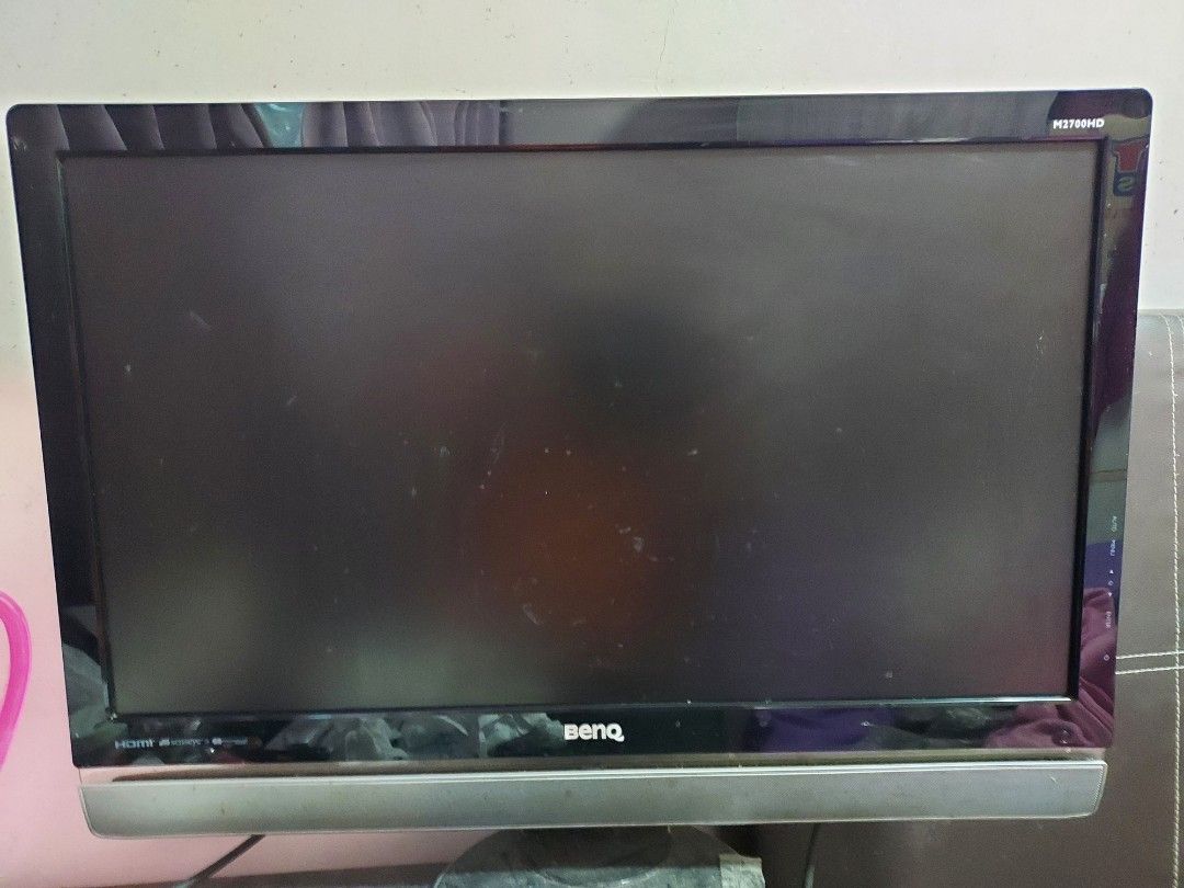 BenQ M2700HD Monitor