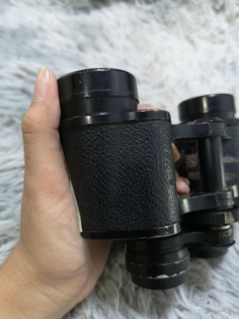 Black Vintage Binocular (Category: Lens & Kits) located in Santa Cruz. Submitted by jmy_surplus.2 (Listing ID 1433474495, Image 2). Description: Size ; L - 6 W - 17 H - 12 Color ; Black Type ; Binocular Brand ; No brand Material ; Synthetic Style ; Black Vintage Binocular LG 81 JMY 1 Batch #200.