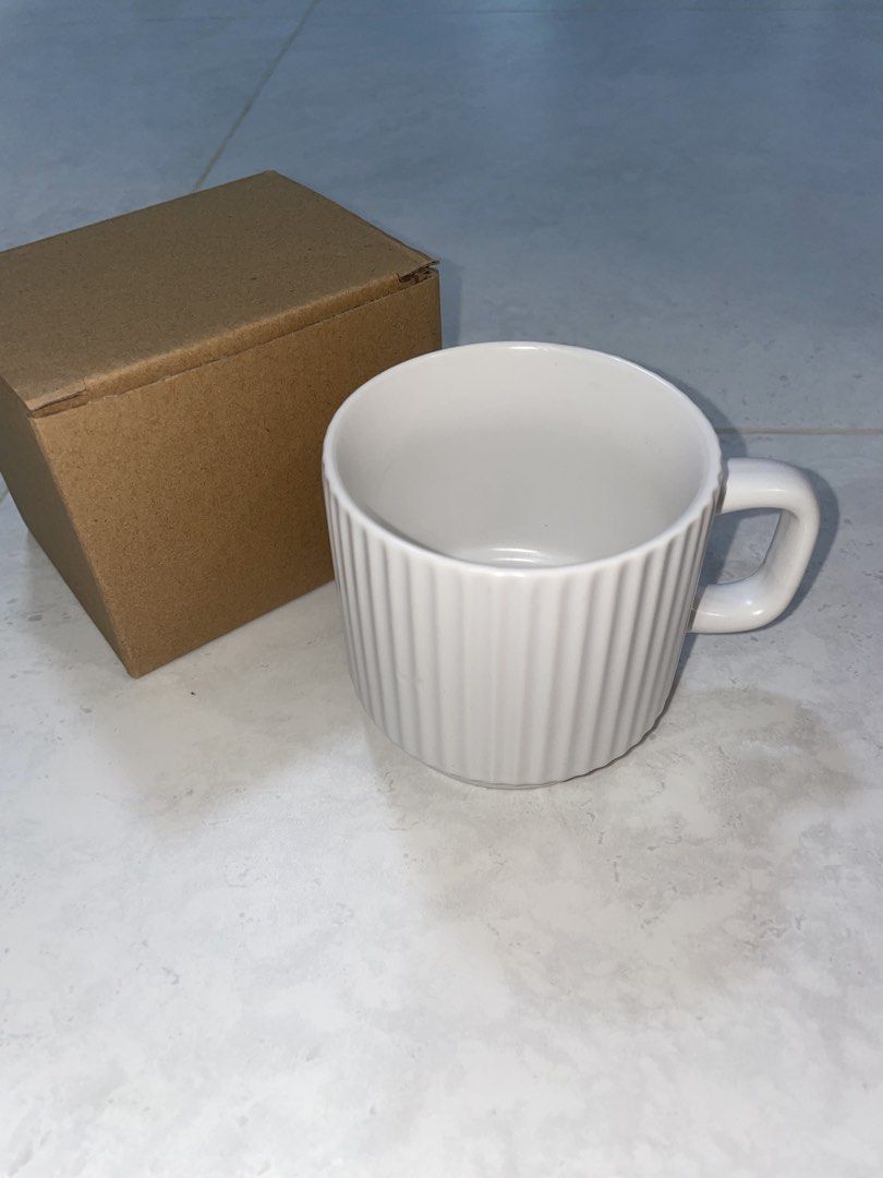 Brand New White Ribbed Ceramic Mug488895081497251840