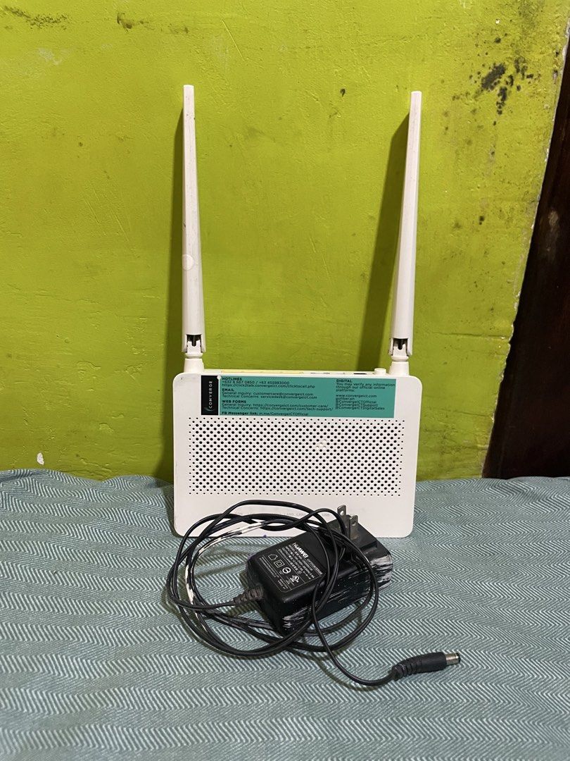 Converge Modem Router (Category: Networking) located in Manila. Submitted by jaetbz321 (Listing ID 1433472668, Image 1). Description: fixed price 400, papick up niyo na lang sa lalamove..