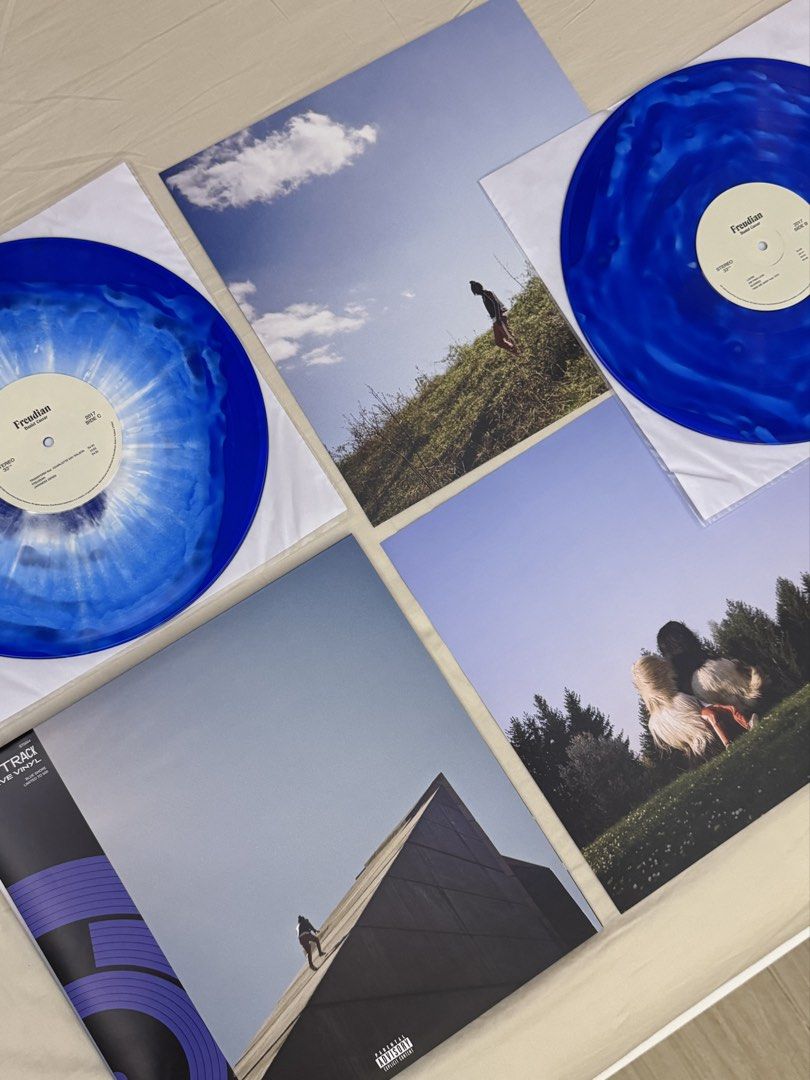 Daniel Caesar - Freudian SecondTrack Exclusive Vinyl (Category: Vinyls) located in Manila. Submitted by its_gabbae (Listing ID 1433530036, Image 2). Description: Information Release 1: 180 2LP Blue Shore Matte Laminated Tip-on Gatefold Sleeve 4P Insert Limited to 500 Release 2: 180 2LP Ocean Swirl Matte Laminated Tip-on Gatefold Sleeve 4P Insert Limited to 1,000 Tracklist A-1 Get You (feat. Kali Uchis) A-2 Best Part (feat. H.E.R.) A-3 Hold Me Dow