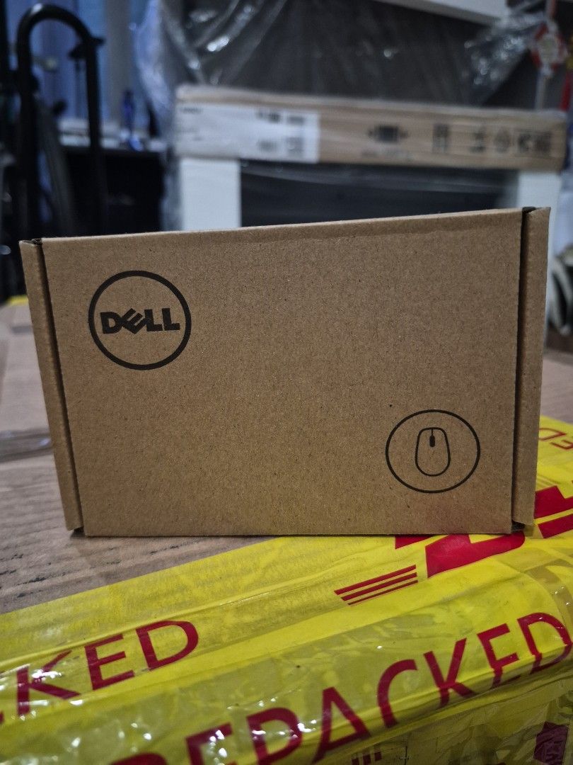 DELL mouse488491015859742720