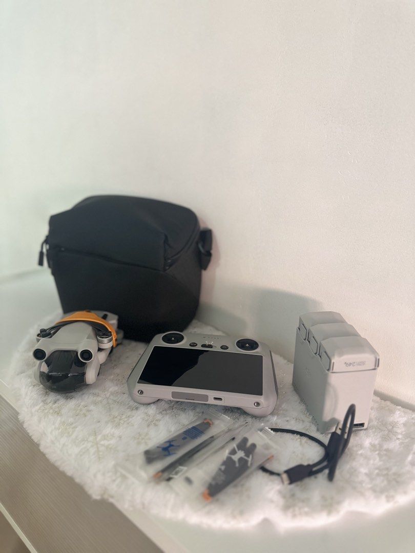 DJI Mini 3 Pro Drone with DJI RC & Fly More Combo Kit (Category: Drones) located in Naga. Submitted by nomadx (Listing ID 1433508650, Image 3). Description: DJI Mini 3 Pro (DJI RC + Fly More Combo) – Like New Selling my DJI Mini 3 Pro with DJI RC and Fly More Kit. Only flown briefly during my trip to Hawaii and has not been used since. Condition: Like new, no issues at all Very minimal flight time Well taken care of and stored properly Includes: 