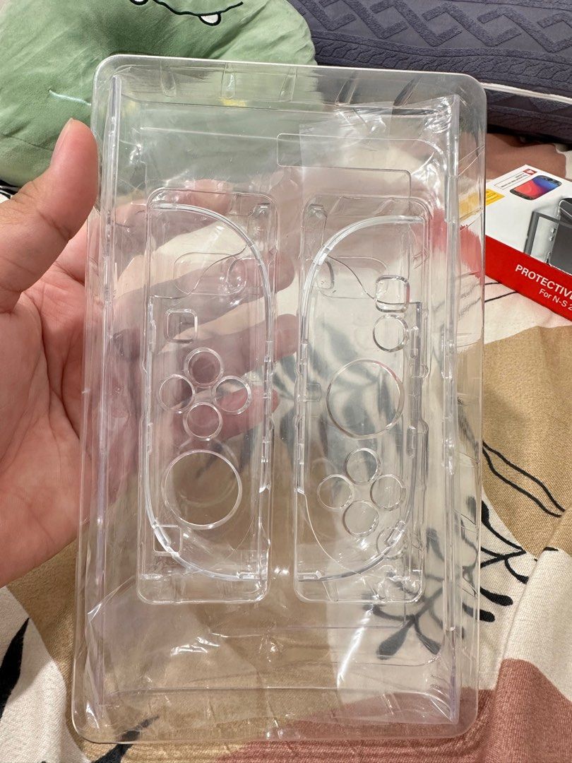 Dockable Protective Case for Nintendo Switch 2 (Category: Cases & Sleeves) located in Taguig. Submitted by declutter_mnl__ (Listing ID 1433476130, Image 2). Description: Almost brand new, only used for 2 days..