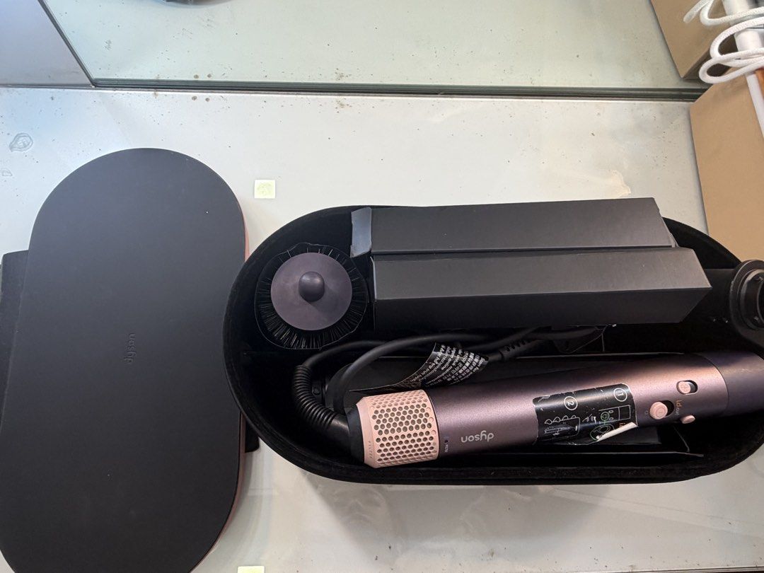 Dyson airwrap id (Category: Hair Accessories) located in Quezon City. Submitted by destashingmycloset (Listing ID 1433420822, Image 1). Description: .