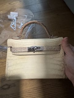 (Category: ) located in . Submitted by menmybags (Listing ID 1433469360, Image 1). Description: .