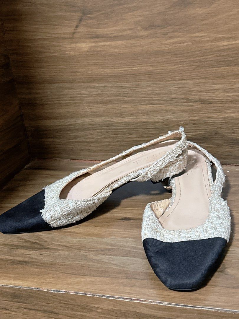 FREE: Slingback Shoes (read description) (Category: Flats & Sandals) located in Manila. Submitted by lavenderguava68 (Listing ID 1433521860, Image 2). Description: FREE when you buy any FOOT WEAR Can fit 37-38.