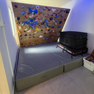 (Category: ) located in . Submitted by paintding (Listing ID 1433401611, Image 1). Description: .
