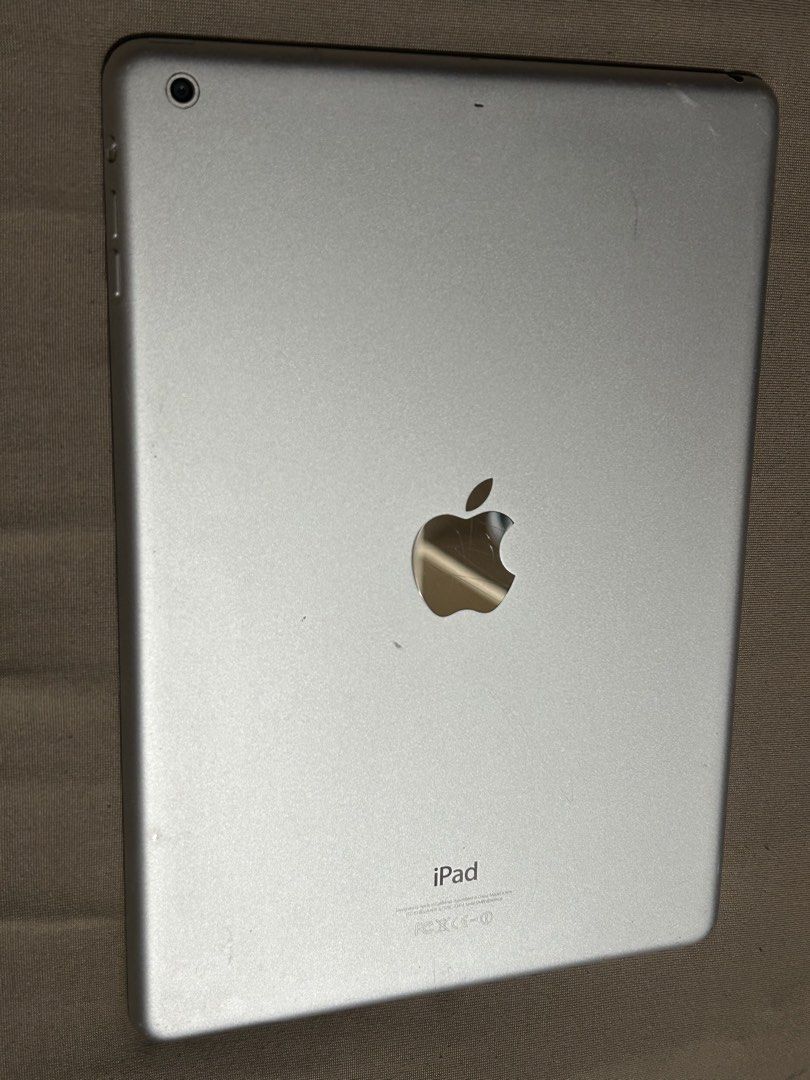 iPad Air (Category: iPad) located in Caloocan City. Submitted by nixdee (Listing ID 1433537809, Image 2). Description: Selling iPad Air Specs is in the picture Can be used for watching Netflix and YouTube kids Heavily used please manage expectations Battery is still in good condition Shipping via lalamove or grab only.