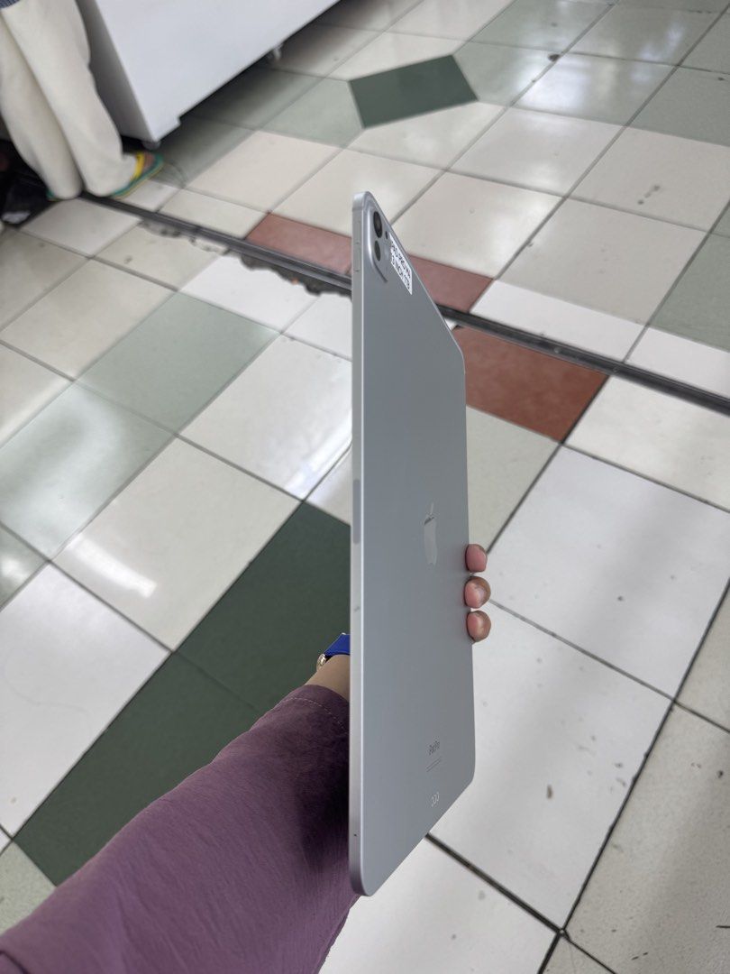Ipad Pro M4 1TB 98% batt wifi No issue All working (Category: iPad) located in San Juan City. Submitted by keannagadgetph (Listing ID 1433450469, Image 3). Description: Available Units for today's POST! Ipad Pro M4 13inch / 1TB / NTC Variant / Wifi - any colors available (price may vary) - good condition - 96% Makinis - 98% battery - NTC Variant - No Repair ~ Accepting SWAP / TRADE IN / INSTALLMENT / BINTA UNIT ~ CASH ON DELIVERY METRO MANILA / L
