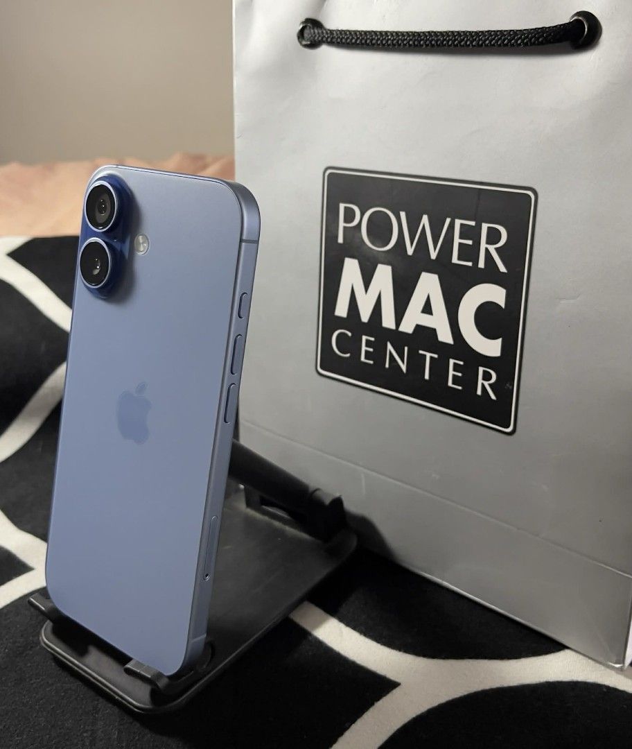 iphone 17 Mist blue under warranty until Oct 2026 (Category: iPhone 17 Series) located in Manila. Submitted by epicflower_84d058 (Listing ID 1433513180, Image 2). Description: iphone 17 Mist blue 5 months old / 100 batt. Under warranty until Oct 2026 256 GB No sim restriction True tone working Face id working No history of repair Original parts Ntc approved ZA/A variant / Local variant All working no issue Authorized iPhone purchased Makinis pwed