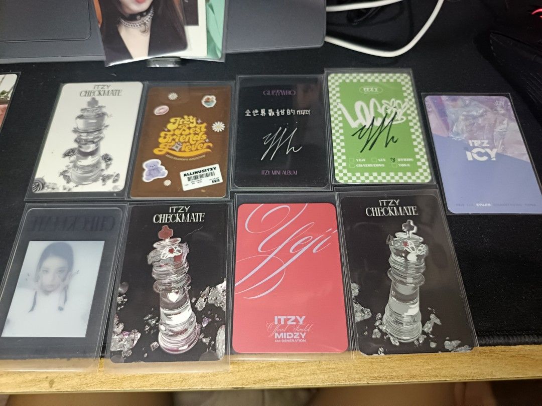 ITZY Photocards - Lia, Yeji, Chaeryoung, Ryujin (Category: K-Wave Merchandise) located in Caloocan City. Submitted by ganbarubi (Listing ID 1433505281, Image 2). Description: WTS LFB ITZY Photocards - Prices indicated on each card at the 3rd pic - All cards have been kept in sleeves MOP: GCash, Maya, Bank Shipping fee must be shouldered by buyer Message me for inquiries or to purchase^^ Twt: @hitorikyun.