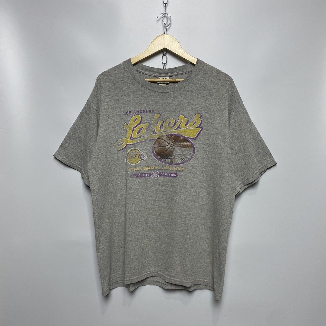 Lee Sports Lakers (Category: Tshirts & Polo Shirts ) located in Bacoor. Submitted by stash_d (Listing ID 1433574873, Image 1). Description: 22x29.