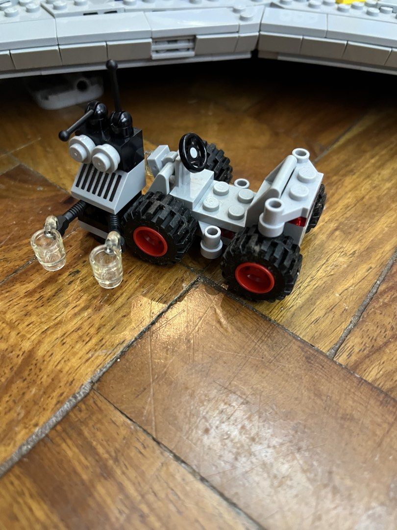 LEGO Icons Space 10497 Galaxy Explorer (Category: Lego & Building Sets) located in Mandaluyong City. Submitted by mar.ang (Listing ID 1433509125, Image 3). Description: Complete and in great condition. No yellowing, scratches or discoloration. Simply kept in storage. Repackaged in ziplo.