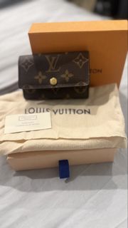 (Category: ) located in . Submitted by ShopXclusive.R (Listing ID 1433426648, Image 1). Description: .