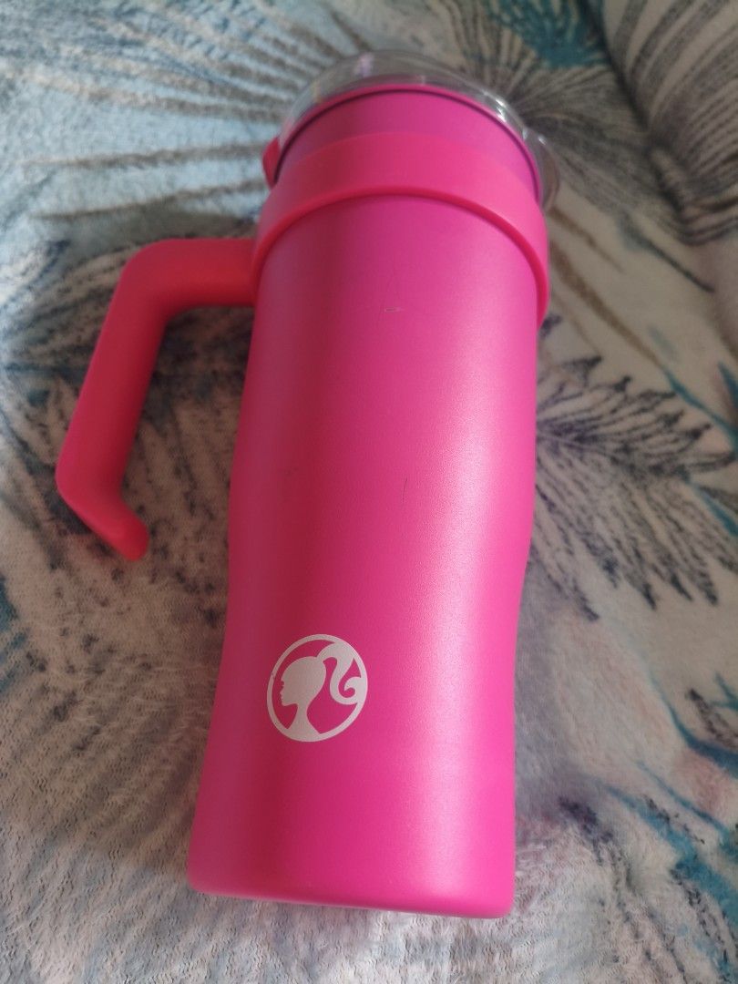 Miniso Barbie Tumbler with Handle (Category: Water Bottles & Tumblers) located in San Juan City. Submitted by carpe_diem0123 (Listing ID 1433408320, Image 2). Description: Miniso X Barbi Jumbo Tumbler.