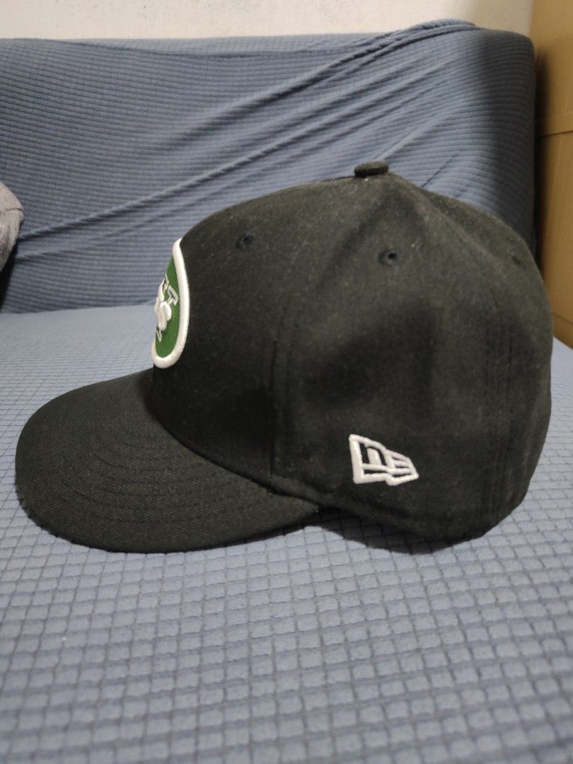 New Era NFL New York Jets Cap (Category: Caps & Hats) located in Antipolo. Submitted by lian_and_liam (Listing ID 1433506137, Image 2). Description: - Official New Era New York Jets cap - Black color - Features the New York Jets logo on the front - Includes the NFL logo at the back - Size: 7 1/4 (57.7cm) manage your expectations this is a pre love item .