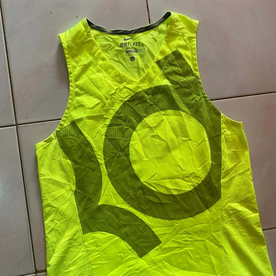 Nike KD Dri-FIT Tank Top 😍 (Category: Activewear) located in Jinoba-an. Submitted by eegiboy (Listing ID 1433520491, Image 2). Description: Wts: Nike kd 🔥 Dri-fit 😍 Size: Medium best fit 🥵 Dimes:19/27 Excellent condition 😉 No issue 😉 550plussf Dm me if interested 📩 Thankyou 🙏😇.